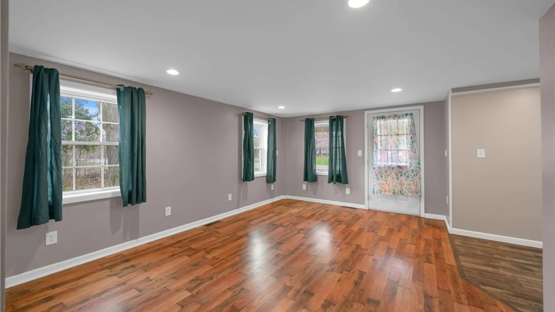 Property at 8976 Wilkinson Road, Batavia, NY 14020 4