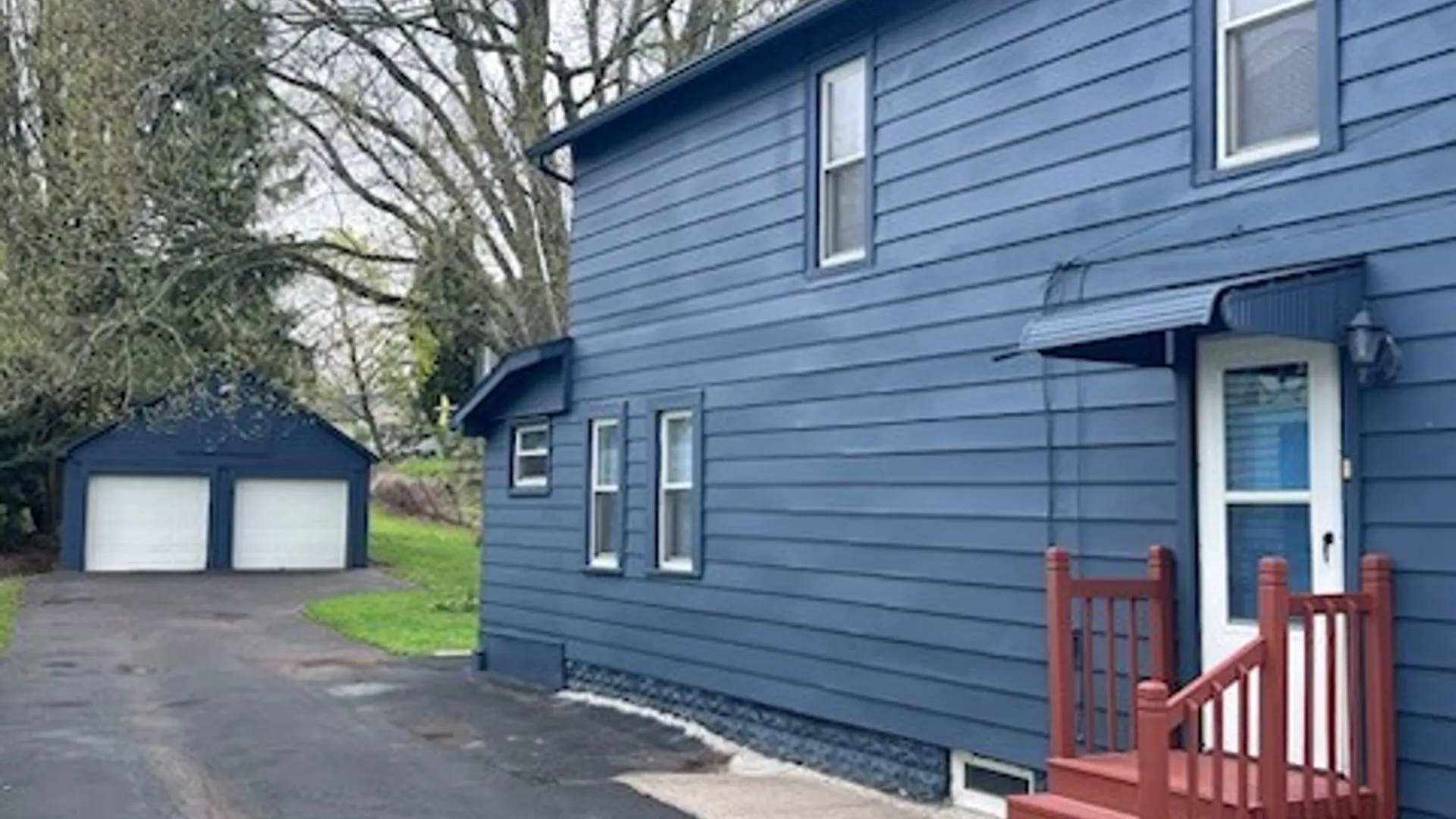 Property at 152 Cottage Street, Auburn, NY 13021 3