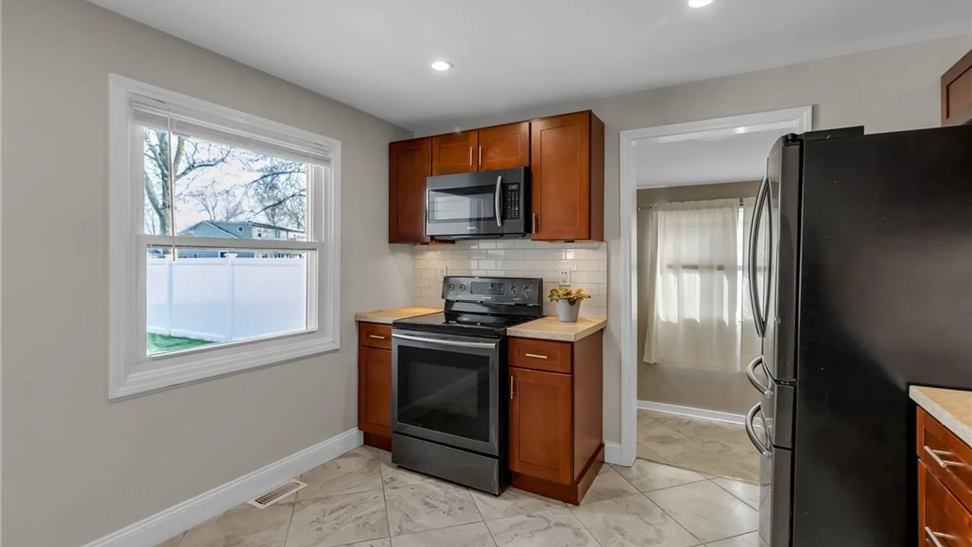 Property at 9 Primrose Drive, Cheektowaga, NY 14225 12