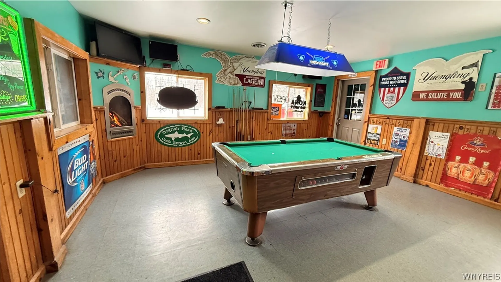 Property at 458 Walnut Avenue, Evans, NY 14006 5