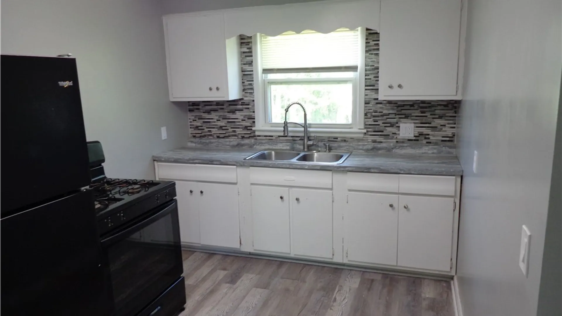 Property at 123 Hawthorne Avenue, Tonawanda, NY 14223 26