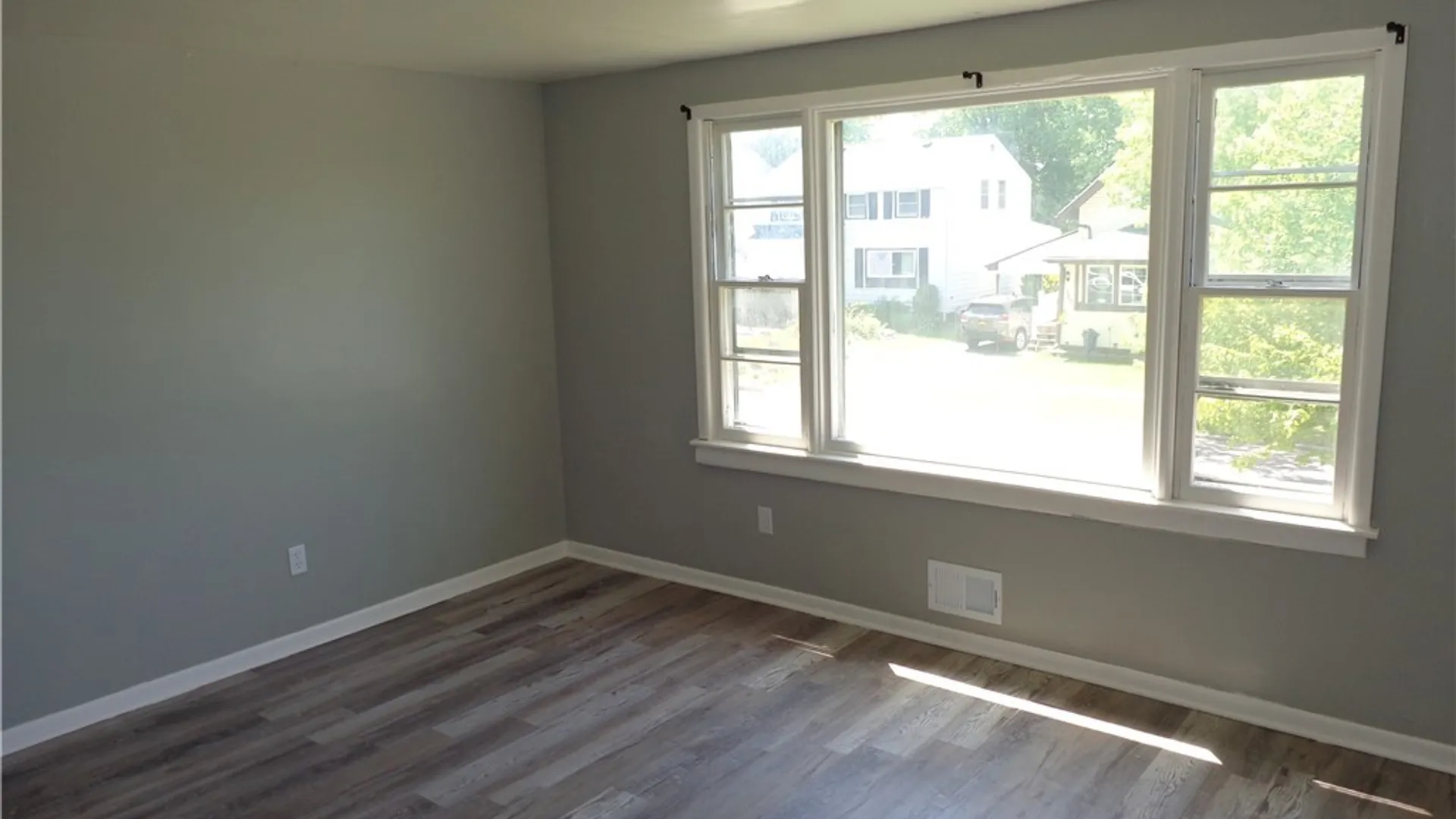 Property at 123 Hawthorne Avenue, Tonawanda, NY 14223 27