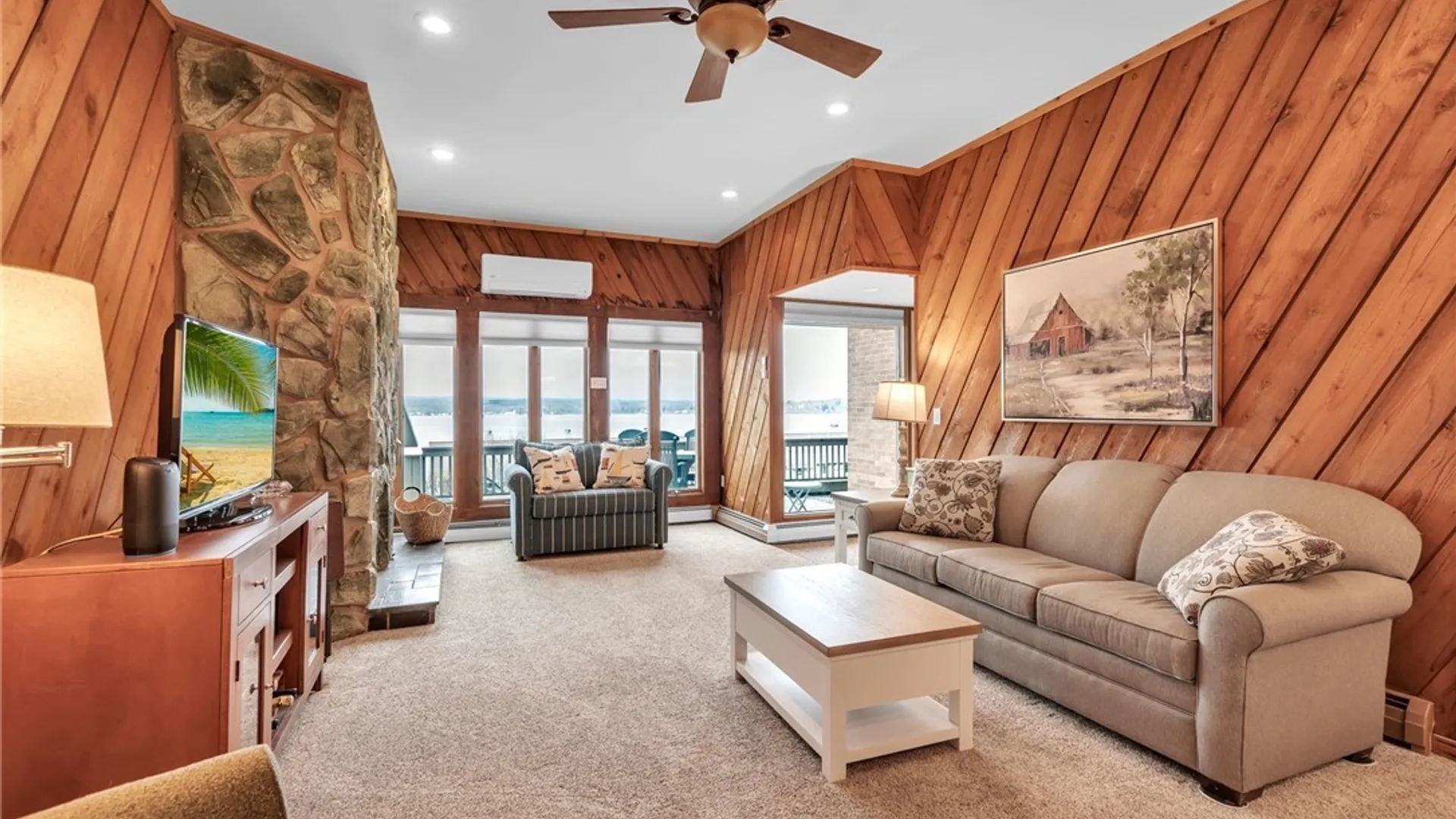 Property at 17 Seneca Dr, Chautauqua, NY 14728 4