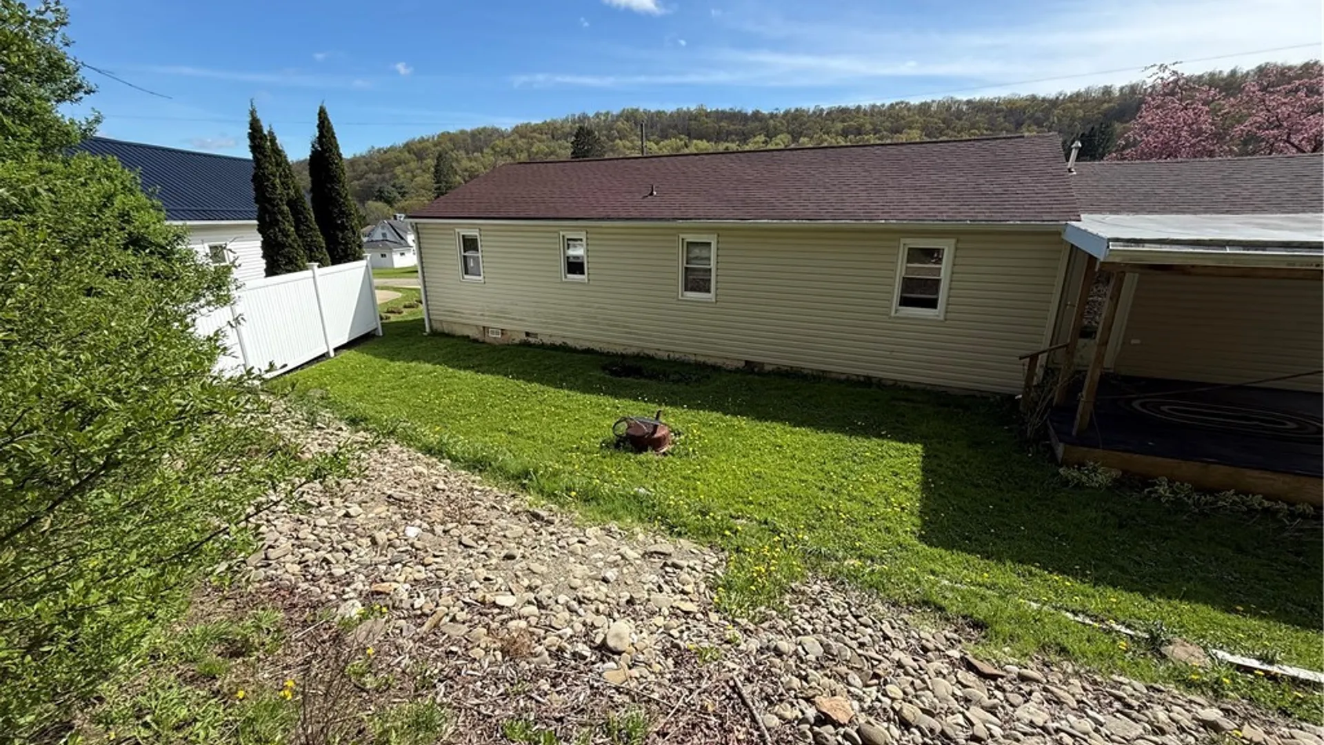Property at 82 Fiske Avenue, Bradford Town, PA 16701 19