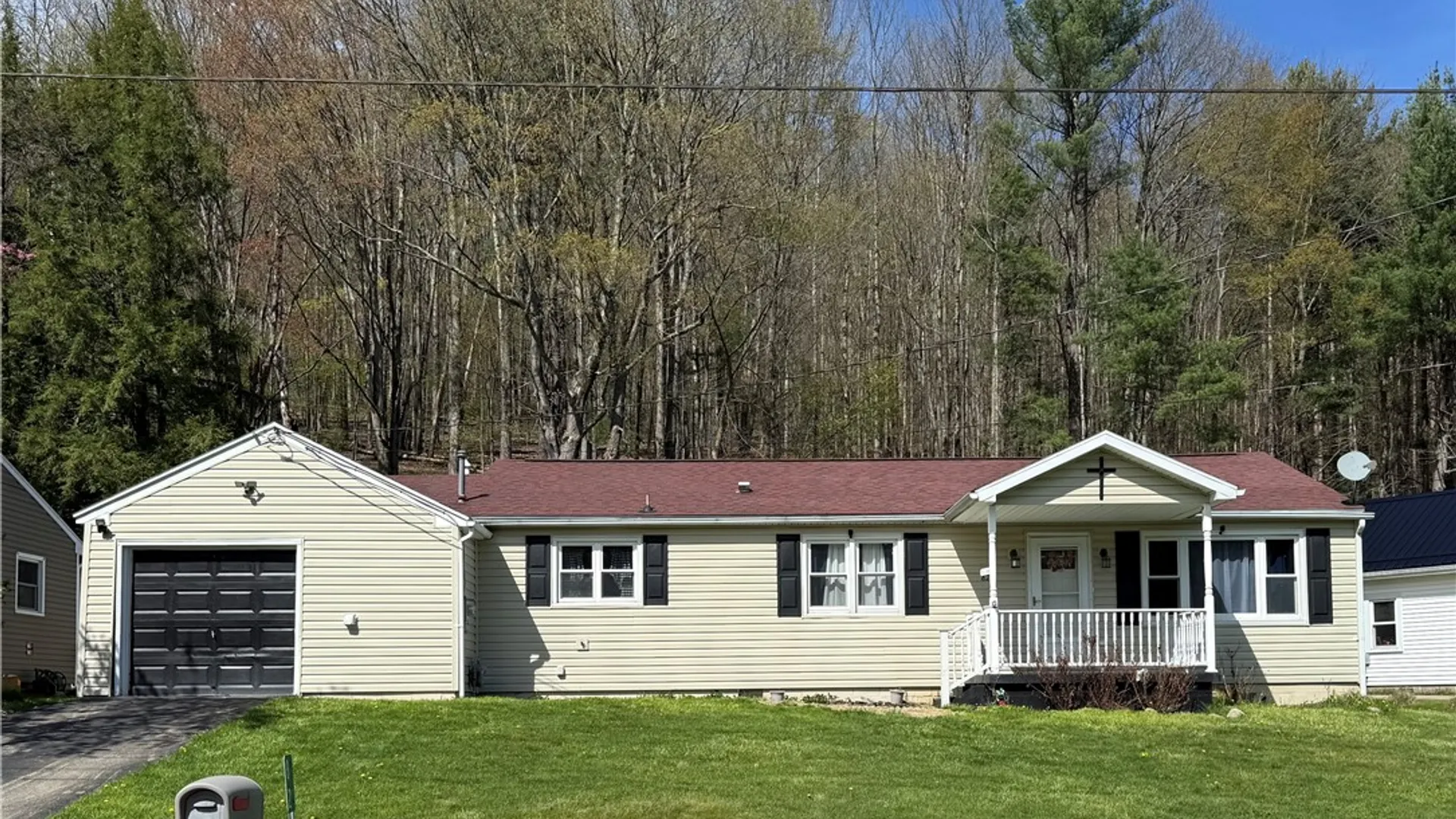 Property at 82 Fiske Avenue, Bradford Town, PA 16701 2