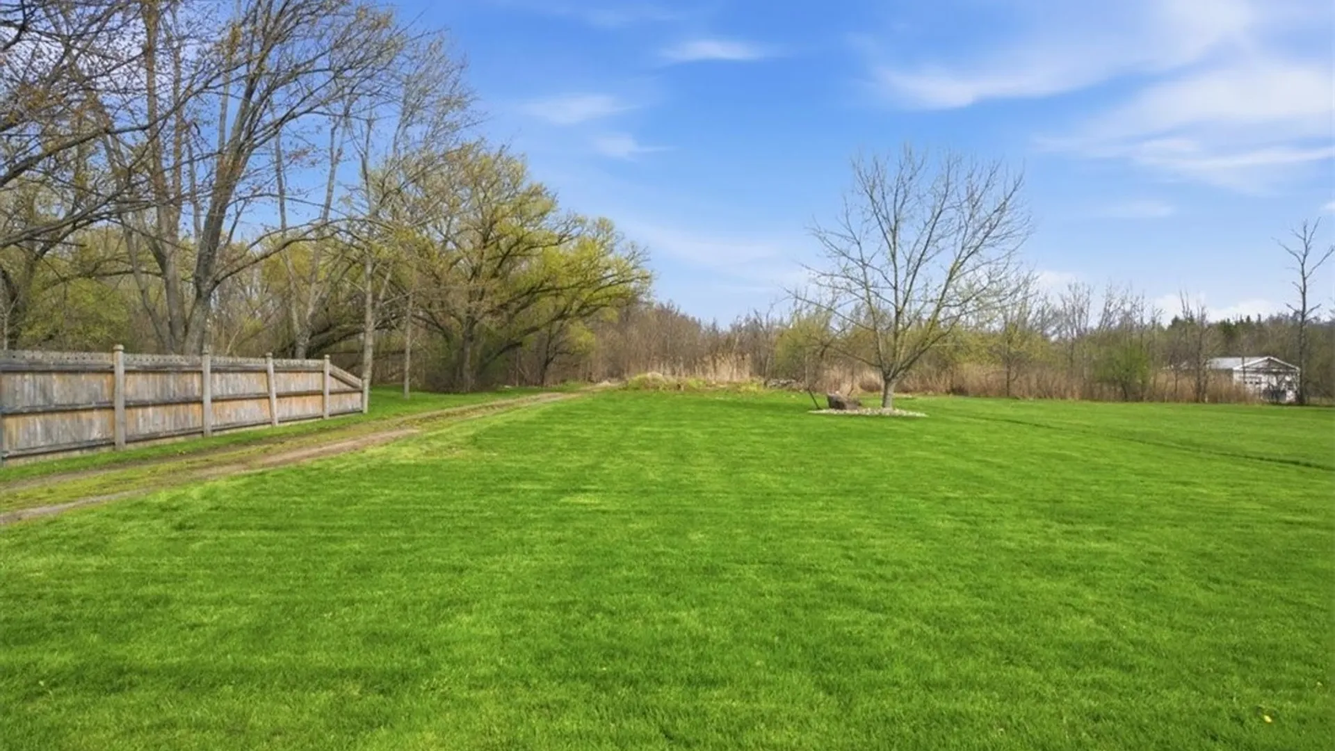 Property at 789 Alt Boulevard, Grand Island, NY 14072 3