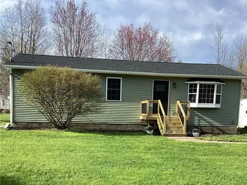 242 Engles Road, Oswego, NY 13126