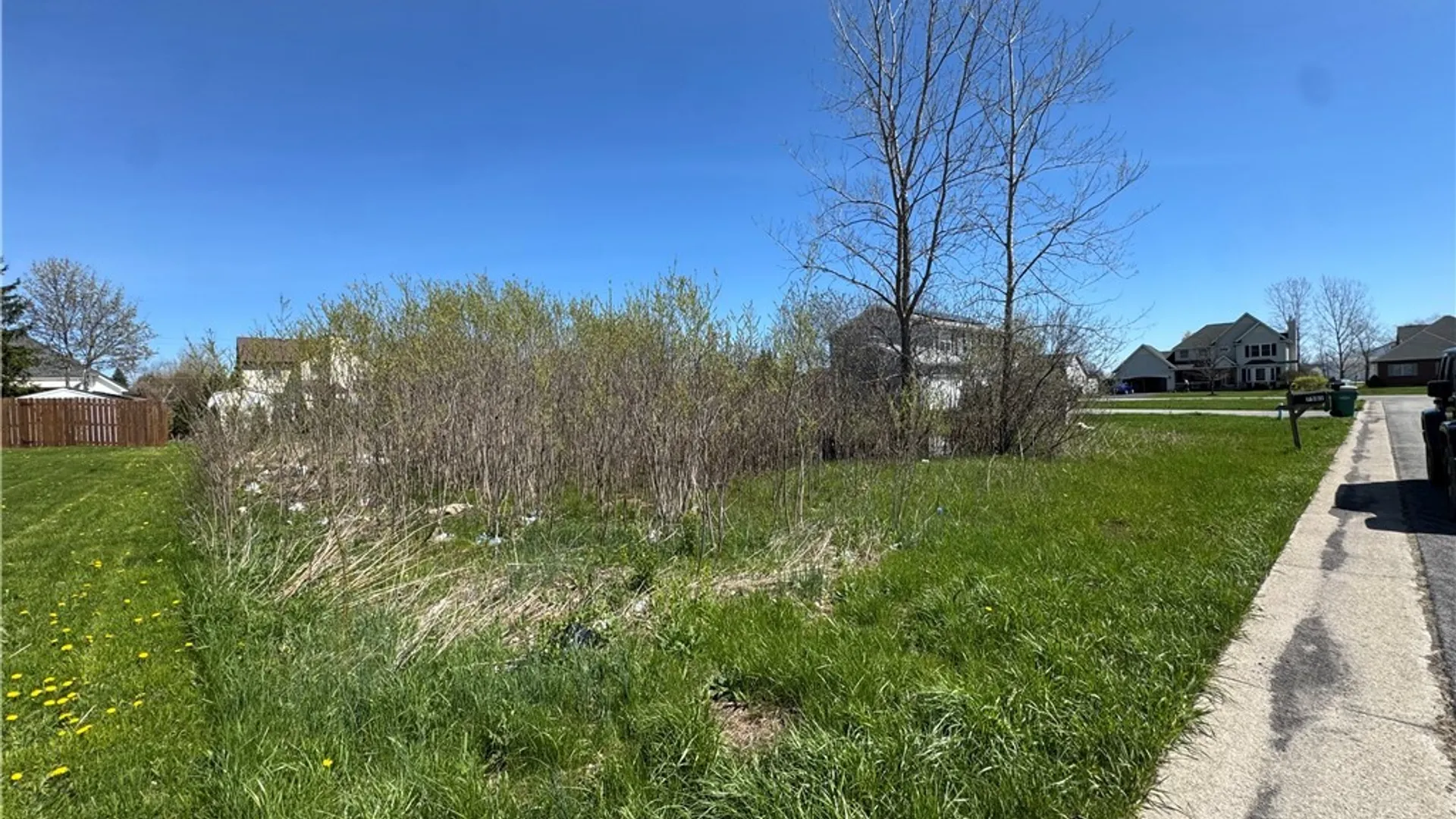 Property at 7502 Congressional Drive, Lockport Town, NY 14094 4