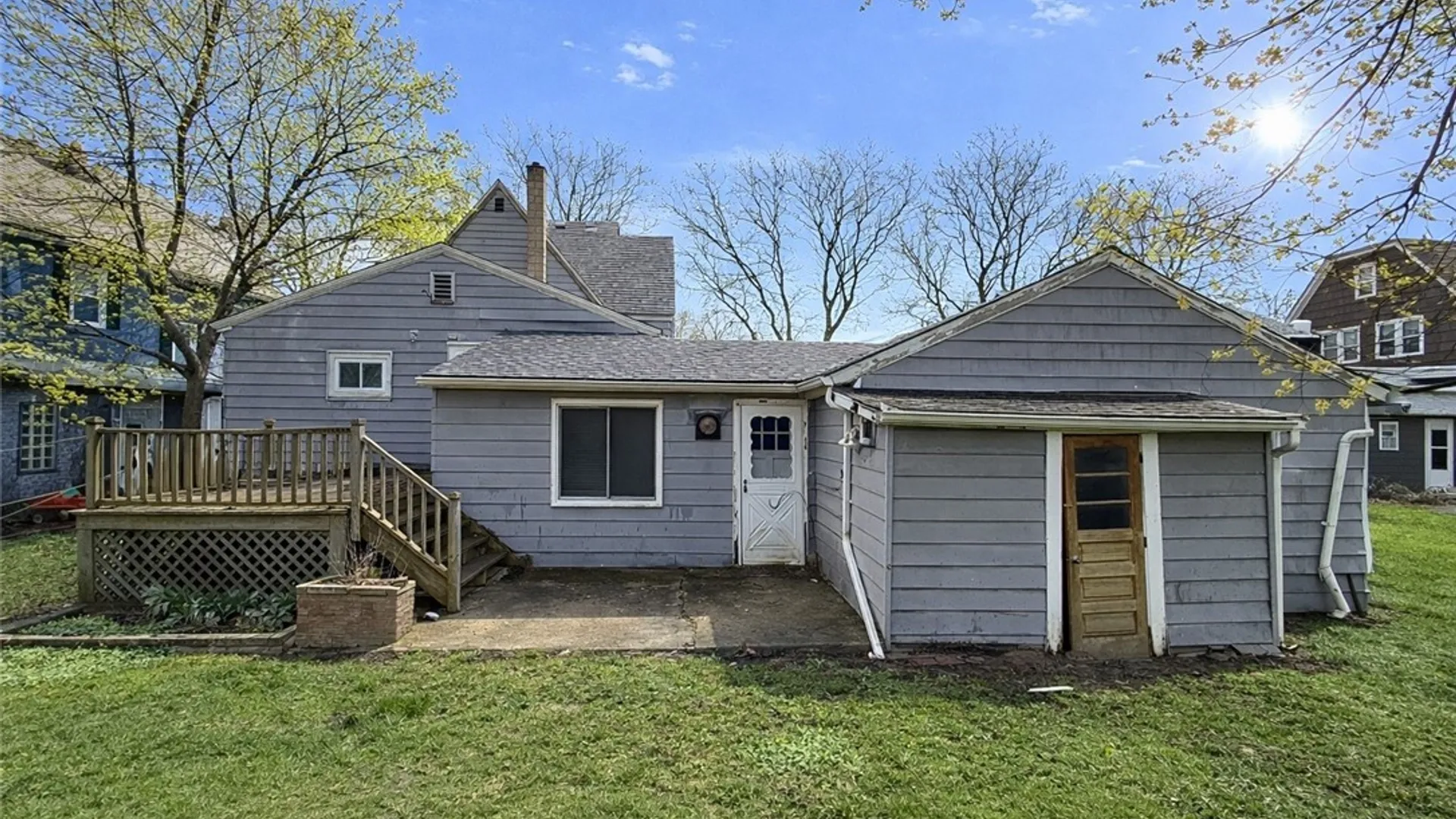 Property at 514 87th Street, Niagara Falls, NY 14304 2