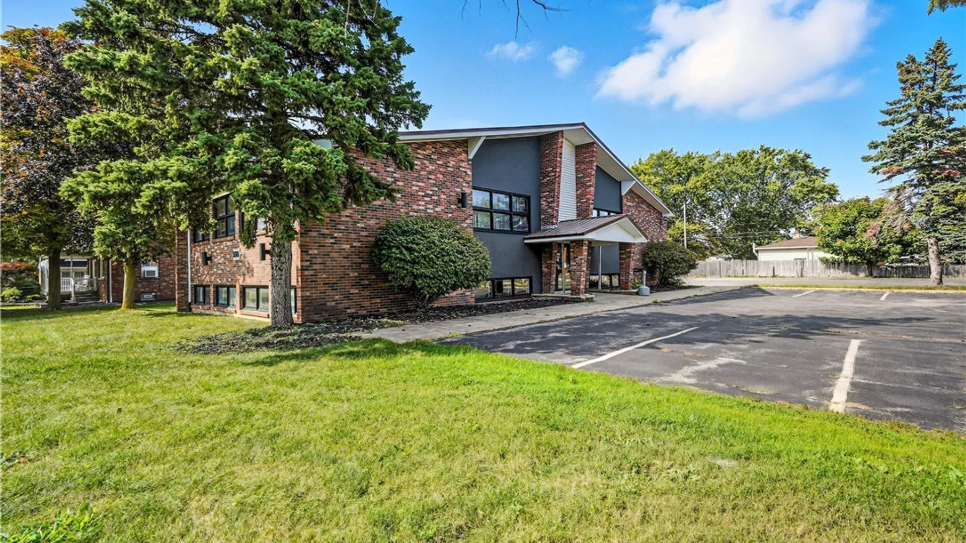 Property at 550 Center Road, West Seneca, NY 14224 14