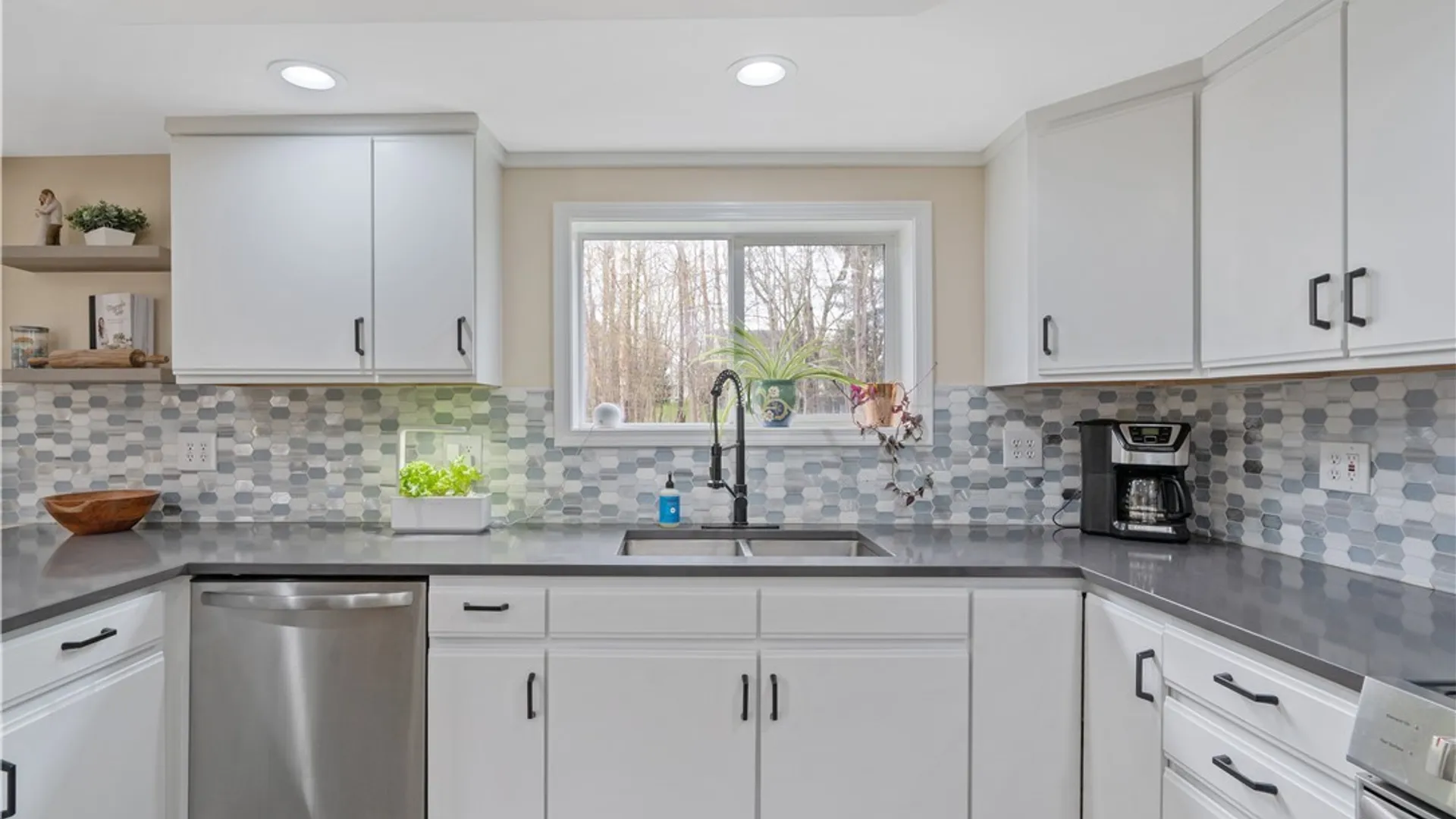 Property at 8431 River Road, Lysander, NY 13027 12