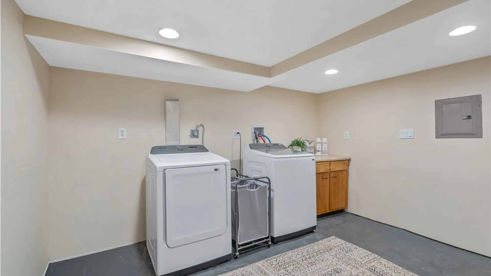 Property at 8431 River Road, Lysander, NY 13027 34