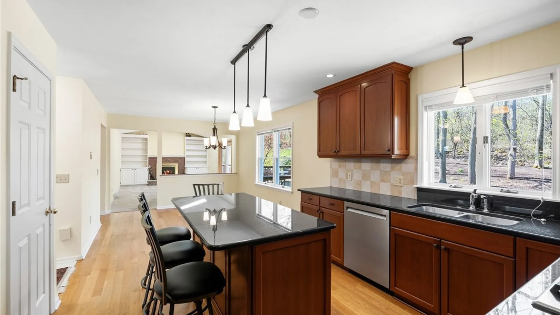 Property at 6103 Thunderhead Lane, DeWitt, NY 13078 18