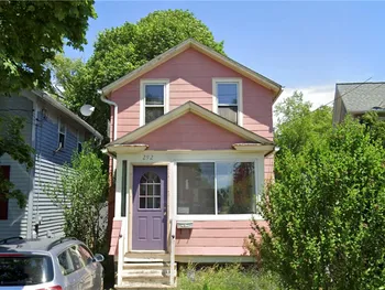 292 Henrietta Road, Rochester, NY 14620