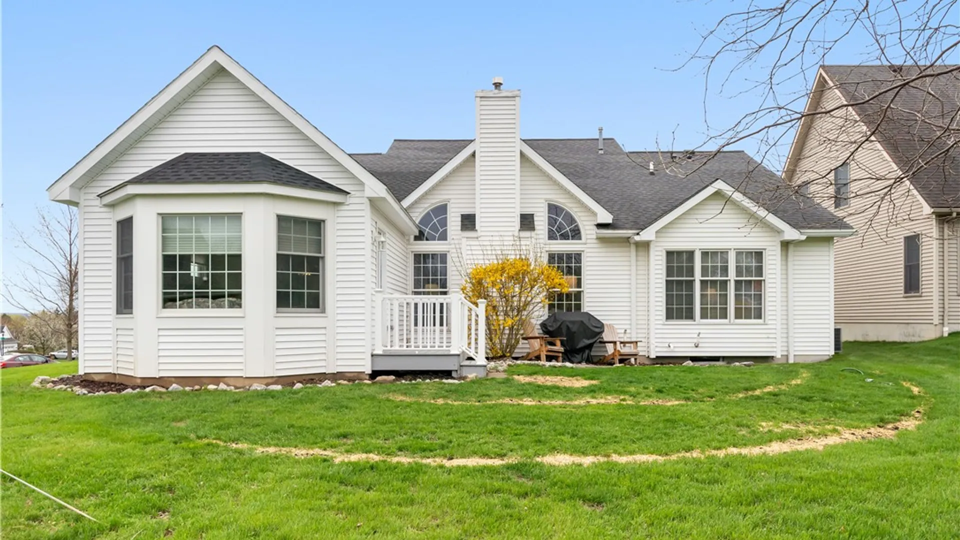 Property at 4928 Bramblewood, Canandaigua Town, NY 14424 10