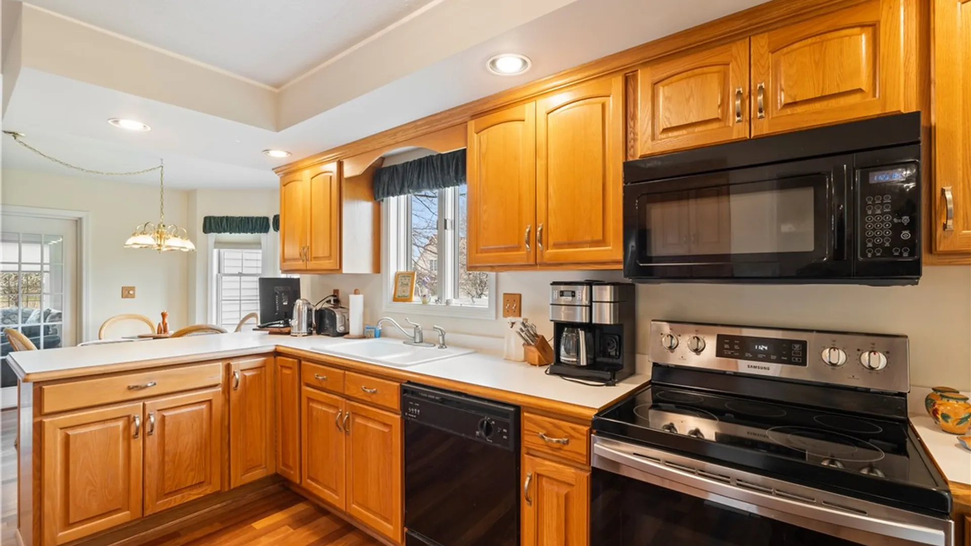 Property at 4928 Bramblewood, Canandaigua Town, NY 14424 20