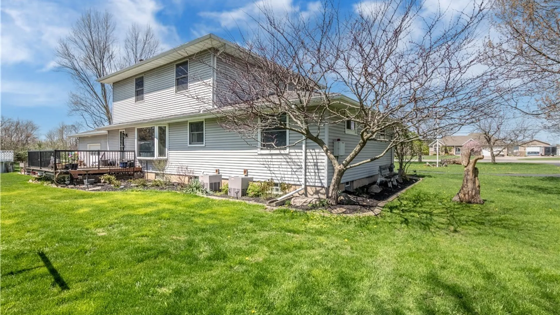 Property at 3878 Lockport Road, Wheatfield, NY 14132 5