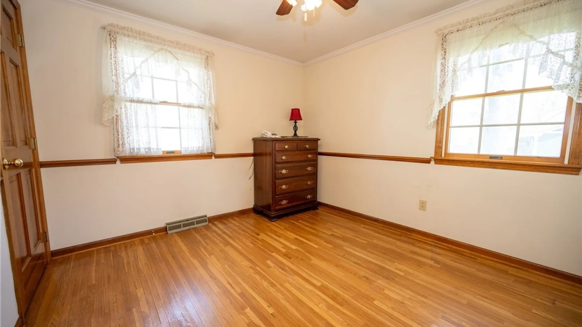 Property at 153 Fremont Avenue, West Seneca, NY 14224 20