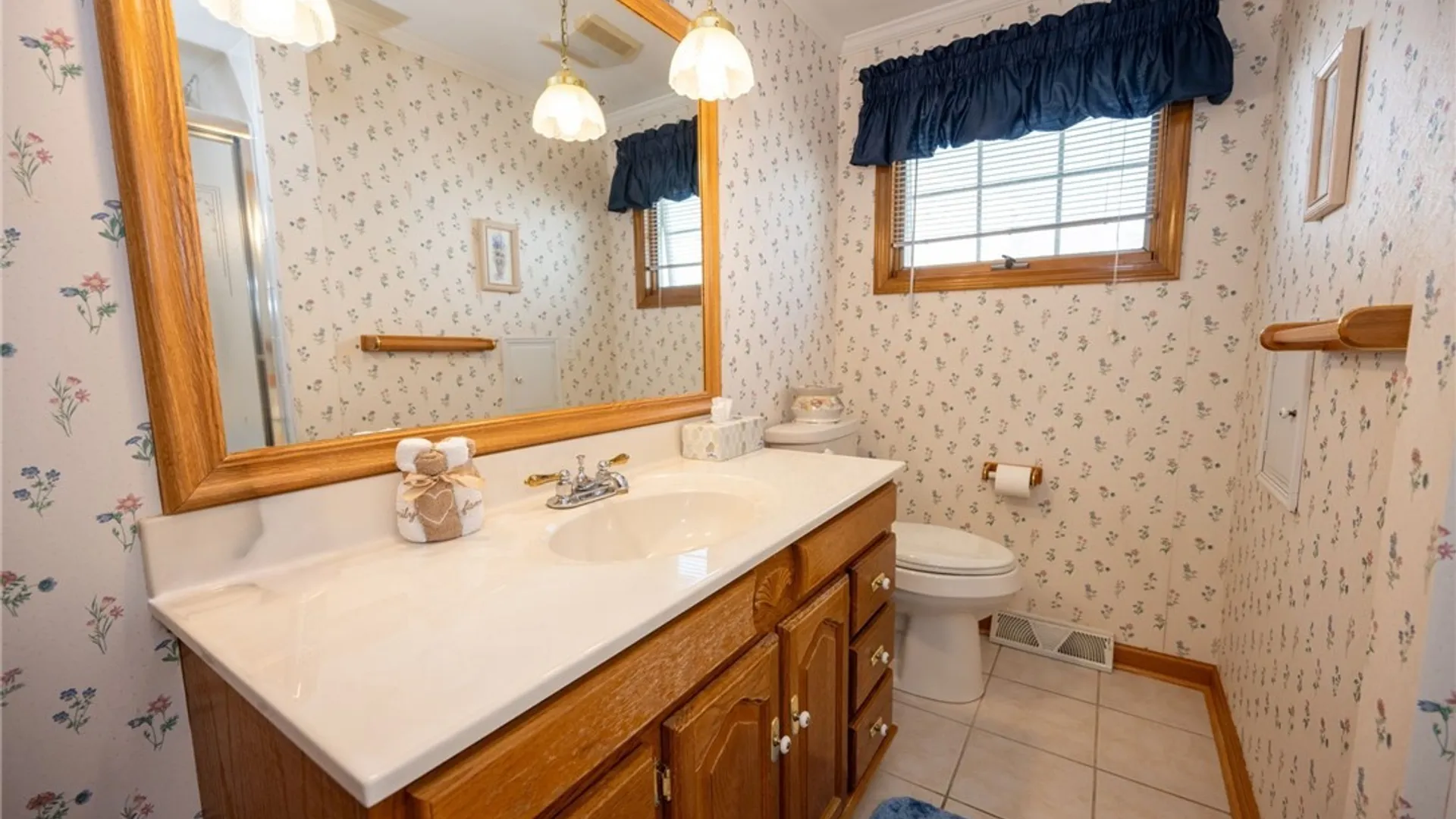 Property at 153 Fremont Avenue, West Seneca, NY 14224 26