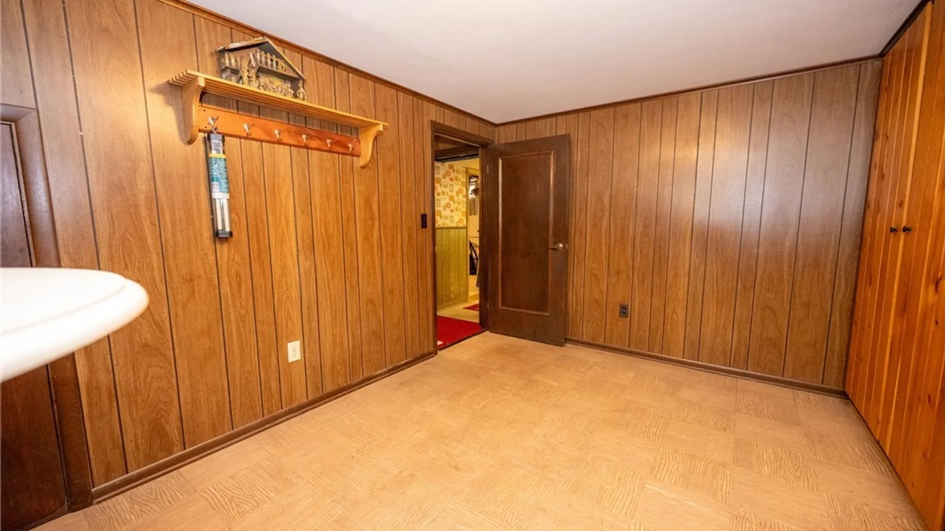 Property at 153 Fremont Avenue, West Seneca, NY 14224 32