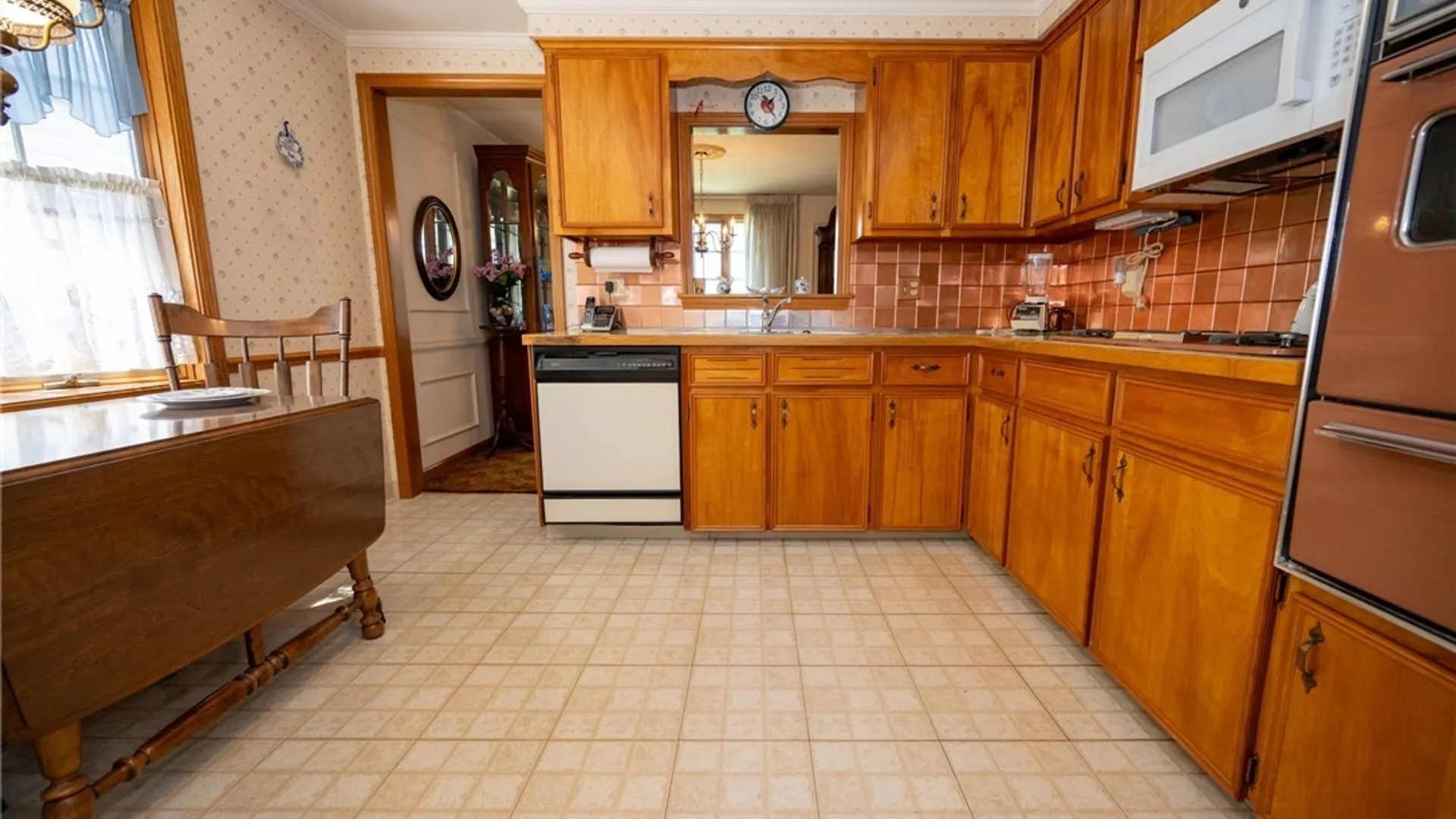 Property at 153 Fremont Avenue, West Seneca, NY 14224 6