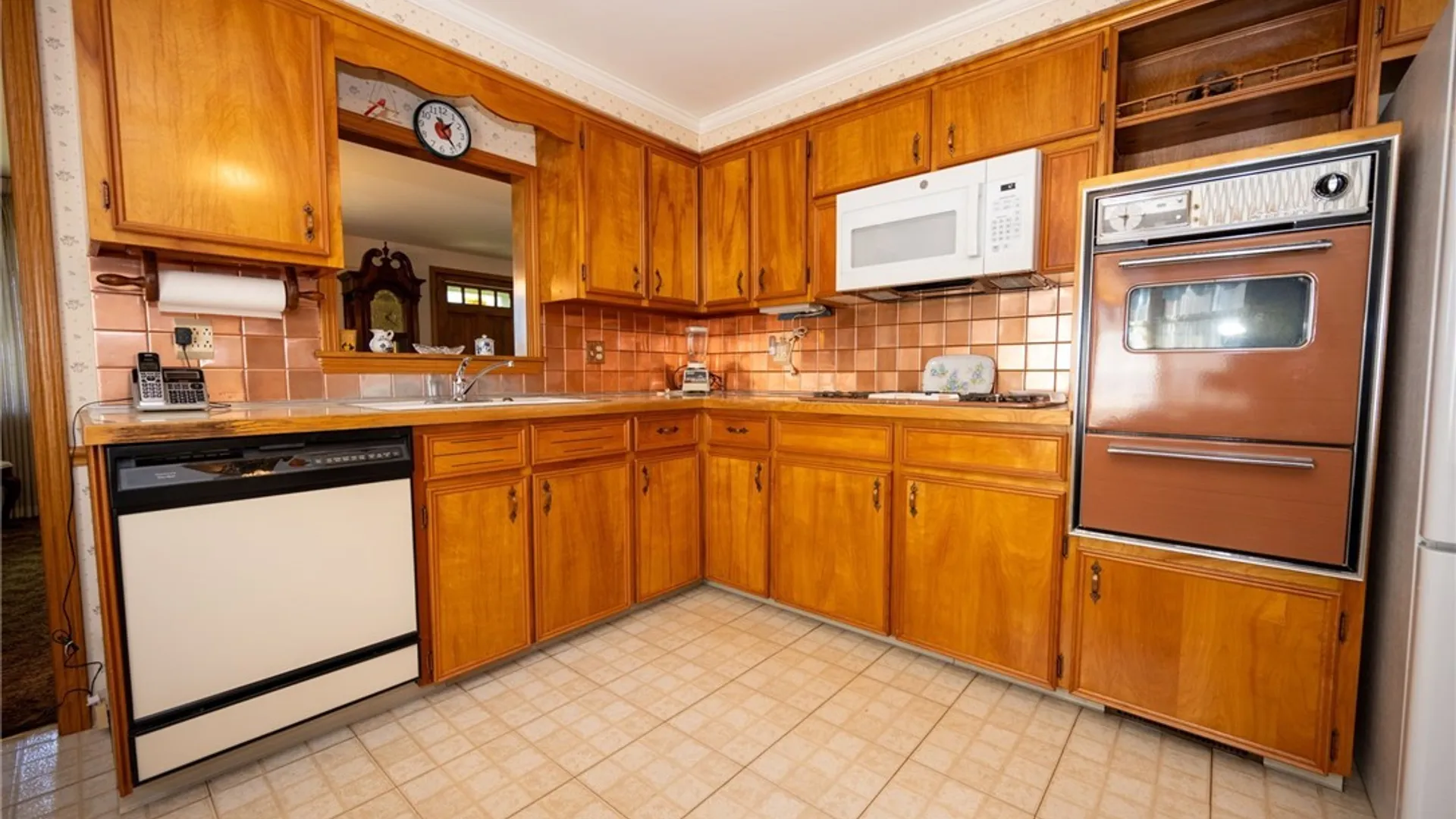 Property at 153 Fremont Avenue, West Seneca, NY 14224 7