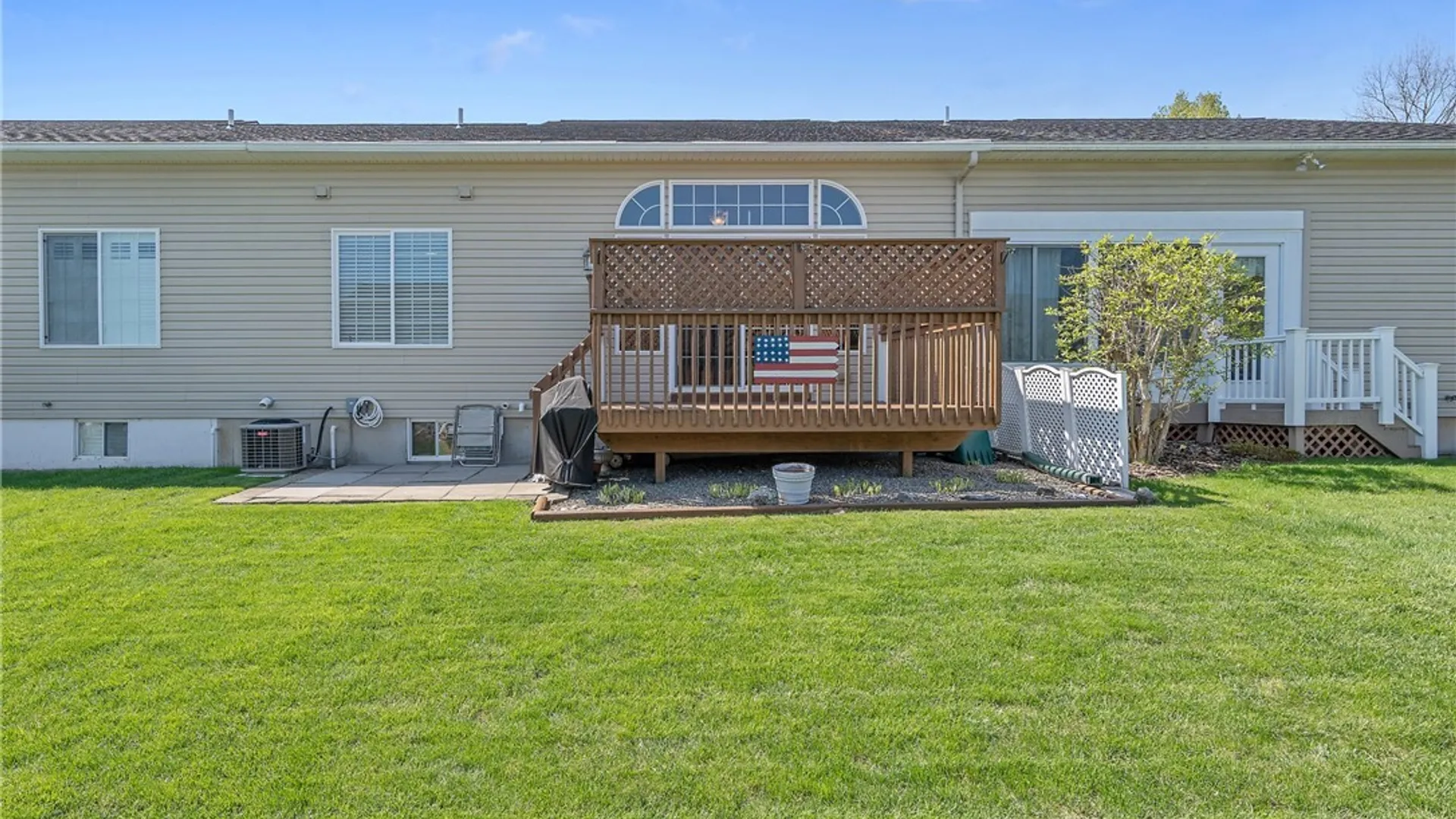 Property at 3668 Redhead Terrace, Clay, NY 13090 26