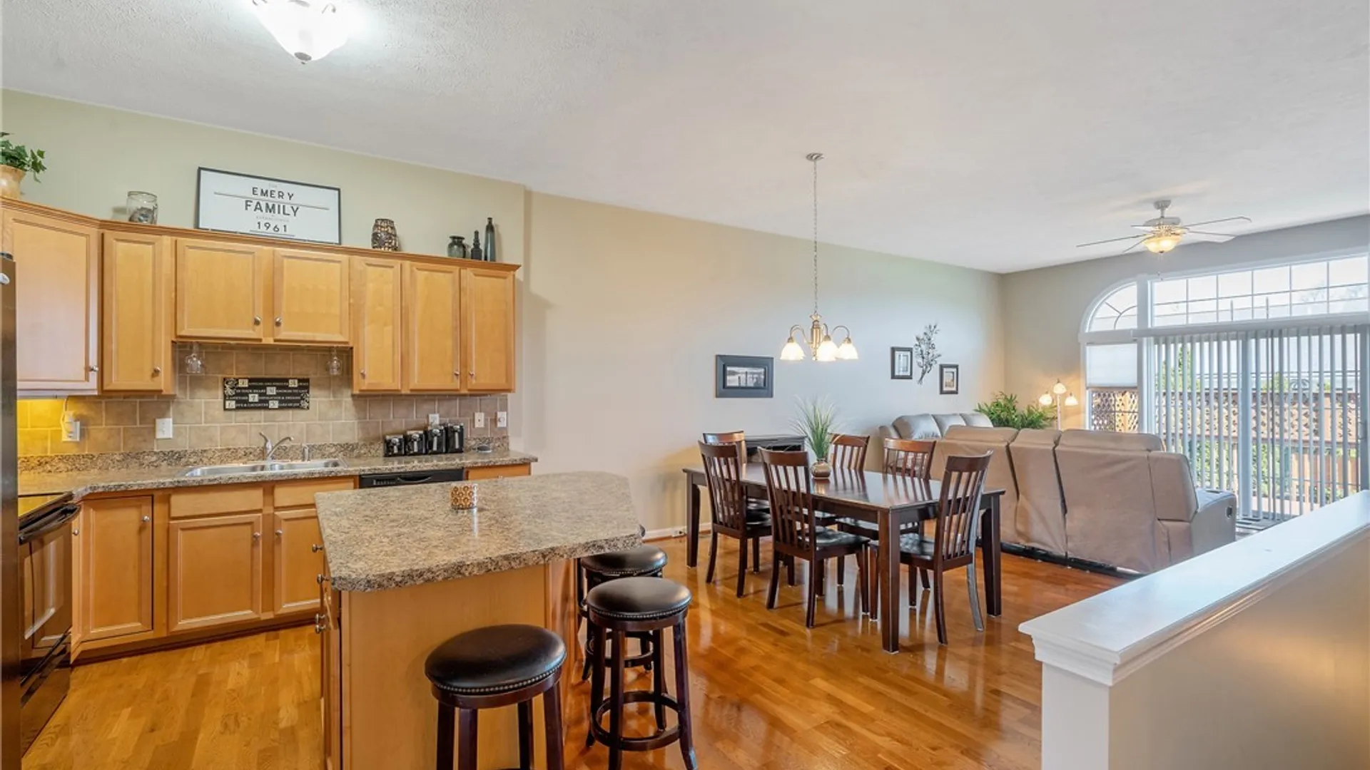 Property at 3668 Redhead Terrace, Clay, NY 13090 4