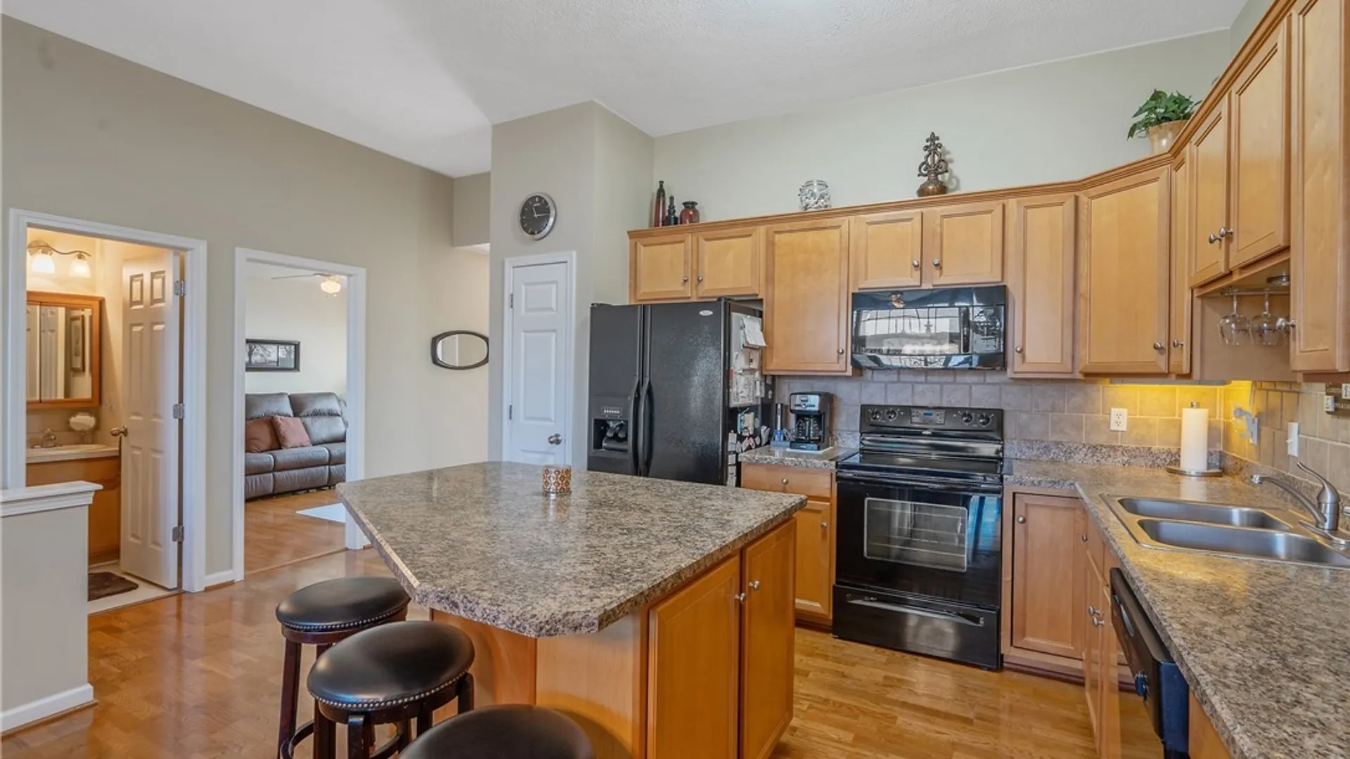 Property at 3668 Redhead Terrace, Clay, NY 13090 7