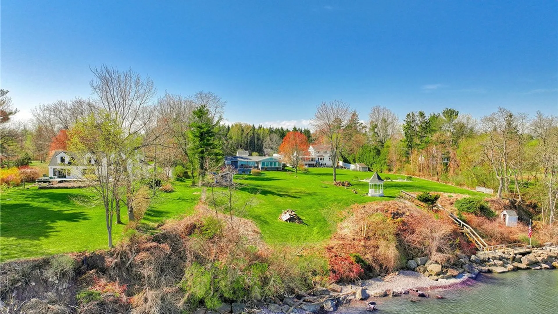 Property at 147 Elm Drive, Ontario, NY 14519 36