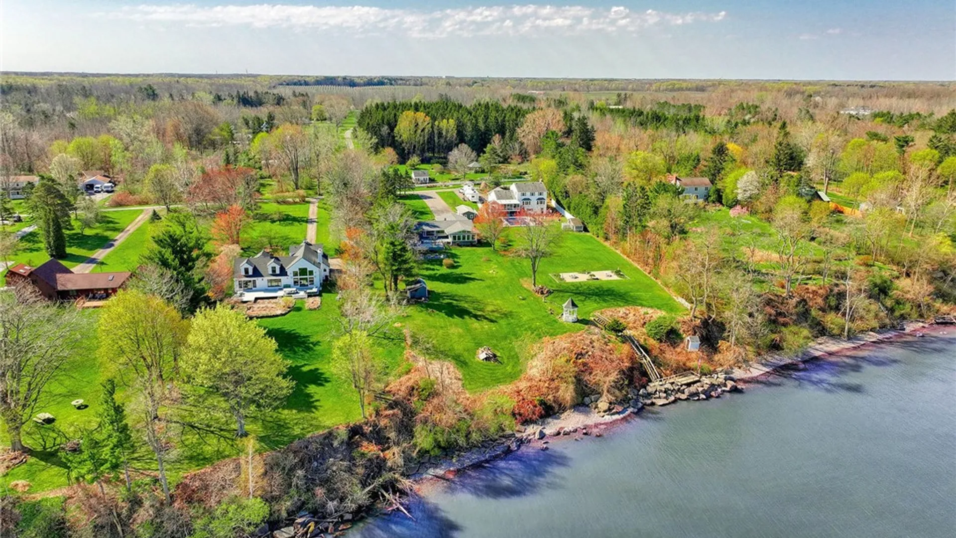 Property at 147 Elm Drive, Ontario, NY 14519 39