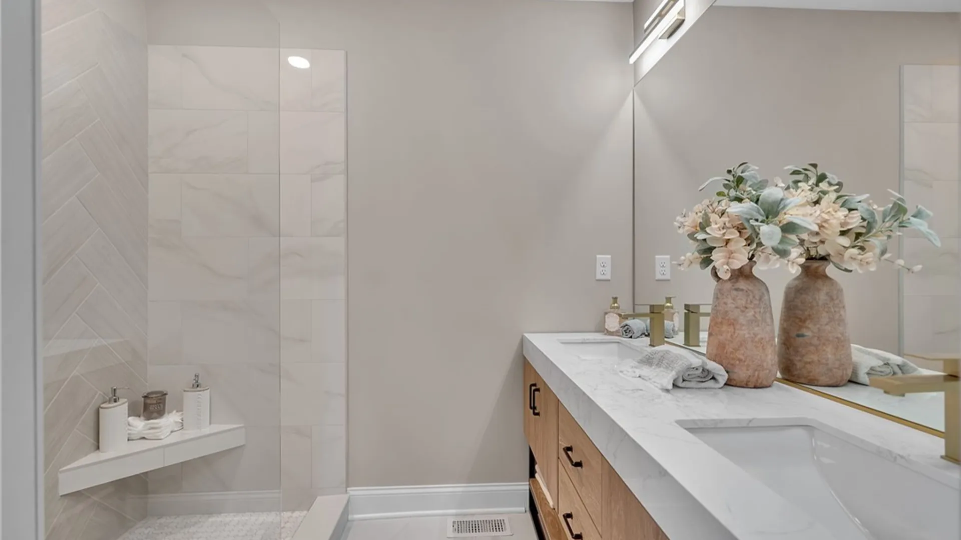 Property at 6736 Chestnut Ridge Road, Lockport Town, NY 14094 32