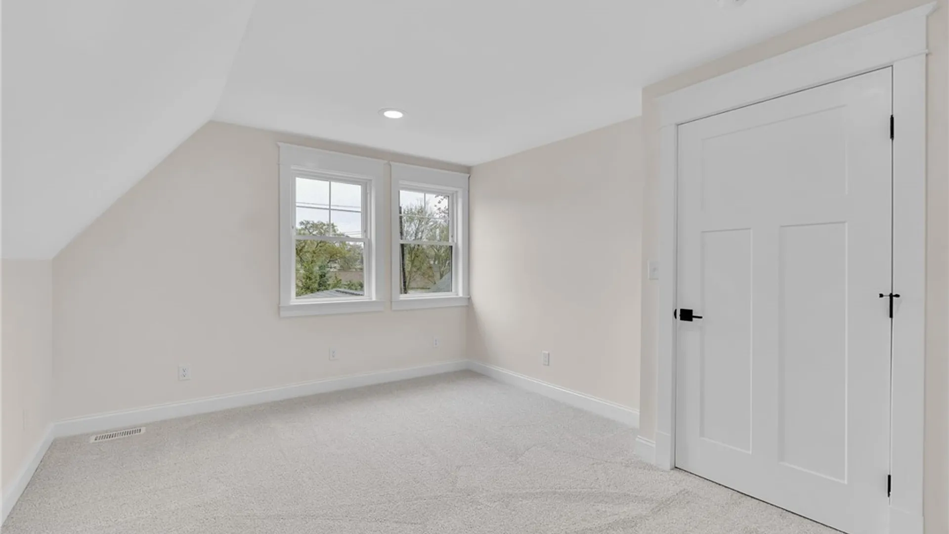 Property at 6736 Chestnut Ridge Road, Lockport Town, NY 14094 36