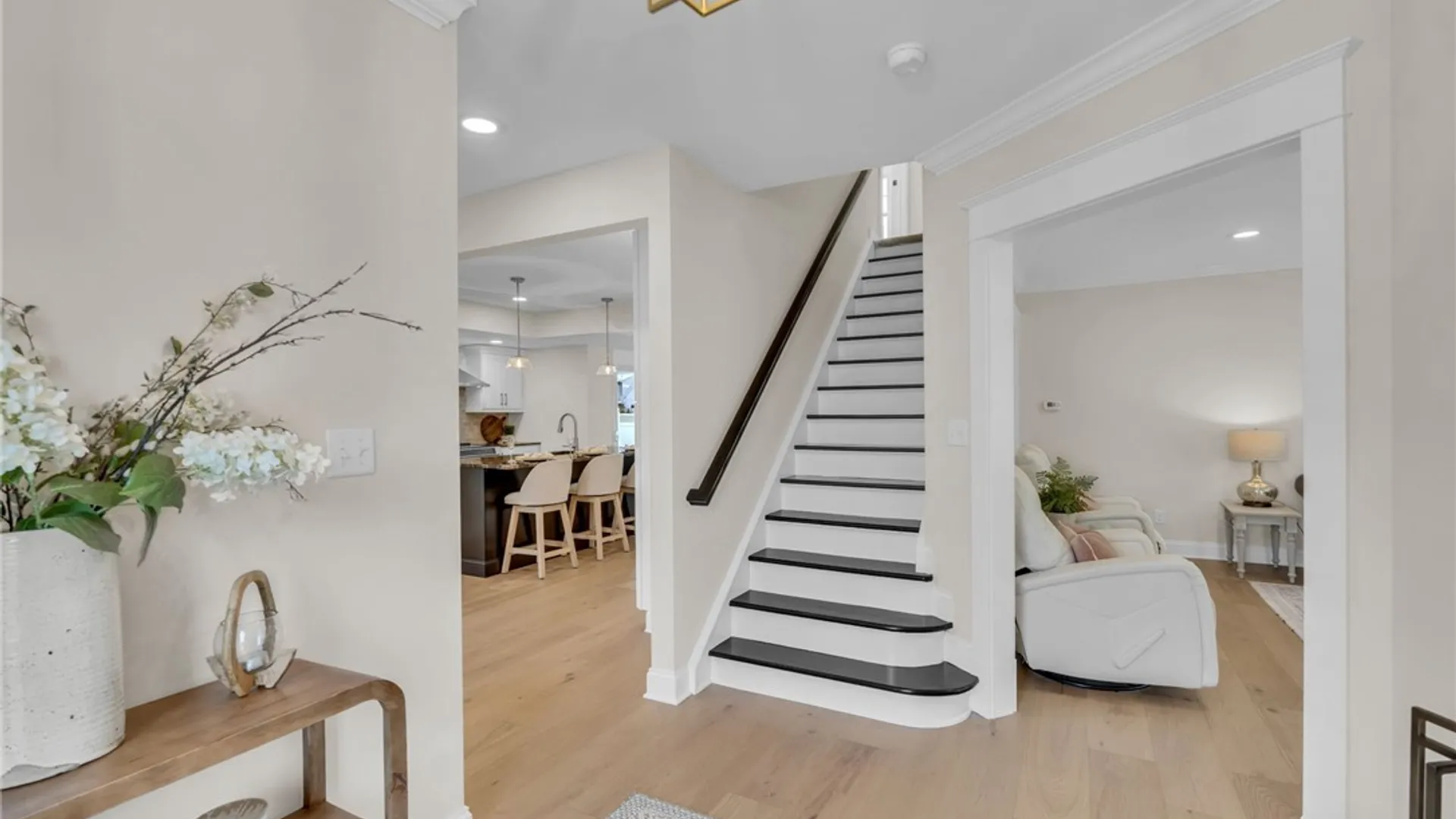 Property at 6736 Chestnut Ridge Road, Lockport Town, NY 14094 4