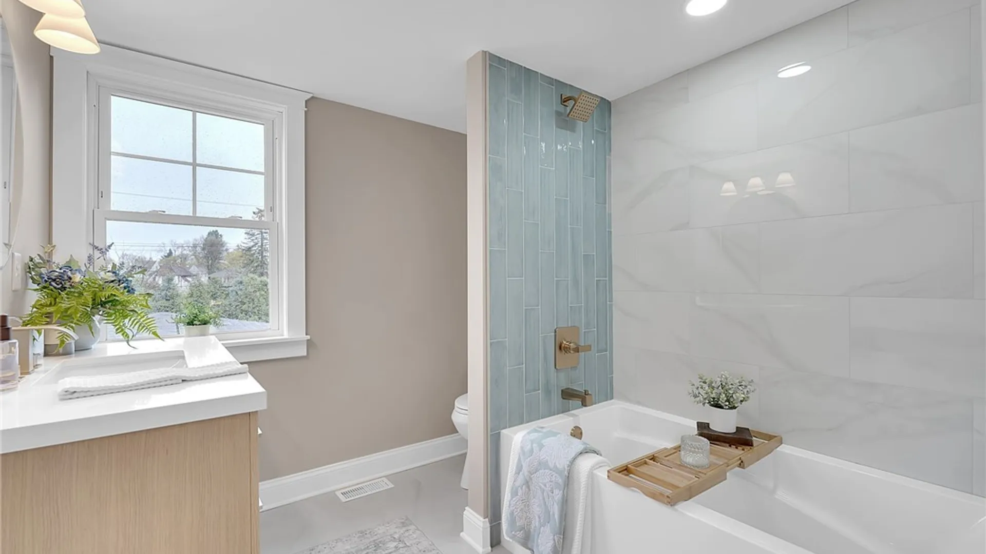 Property at 6736 Chestnut Ridge Road, Lockport Town, NY 14094 44