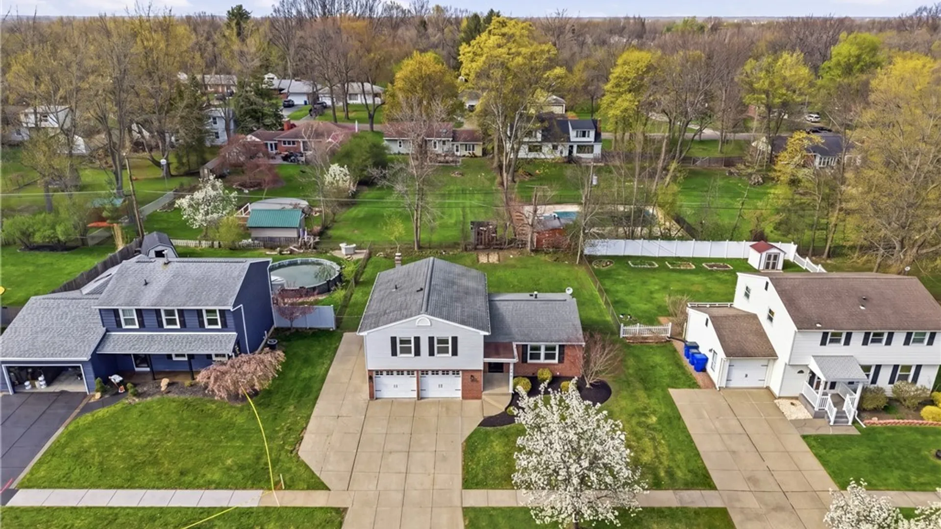 Property at 118 Treehaven Road, West Seneca, NY 14224 27