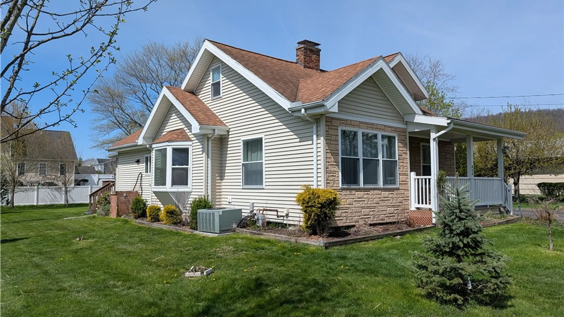 Property at 405 Wall Street, Elmira, NY 14905 4