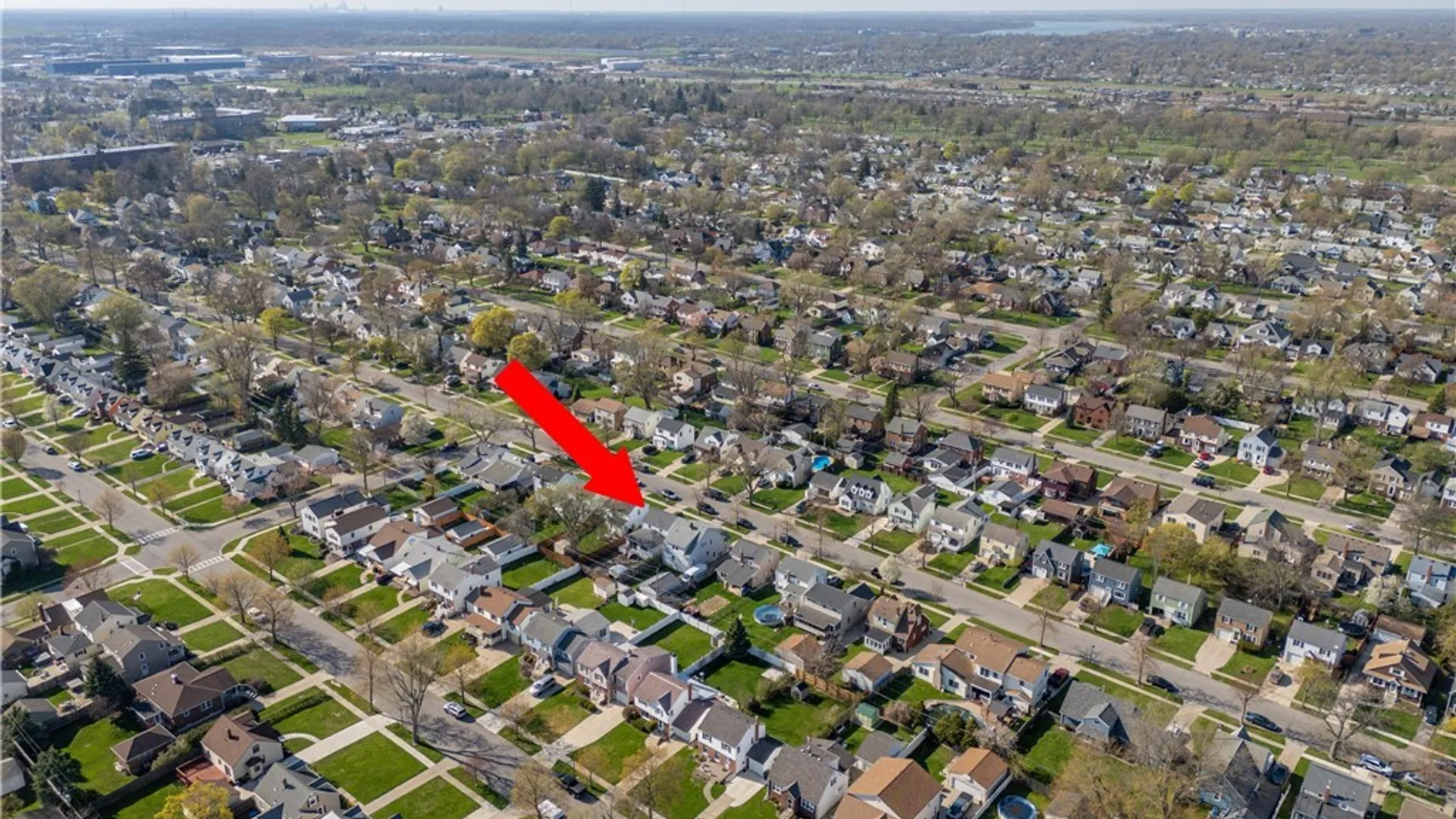 Property at 207 Zimmerman Boulevard, Tonawanda, NY 14223 40