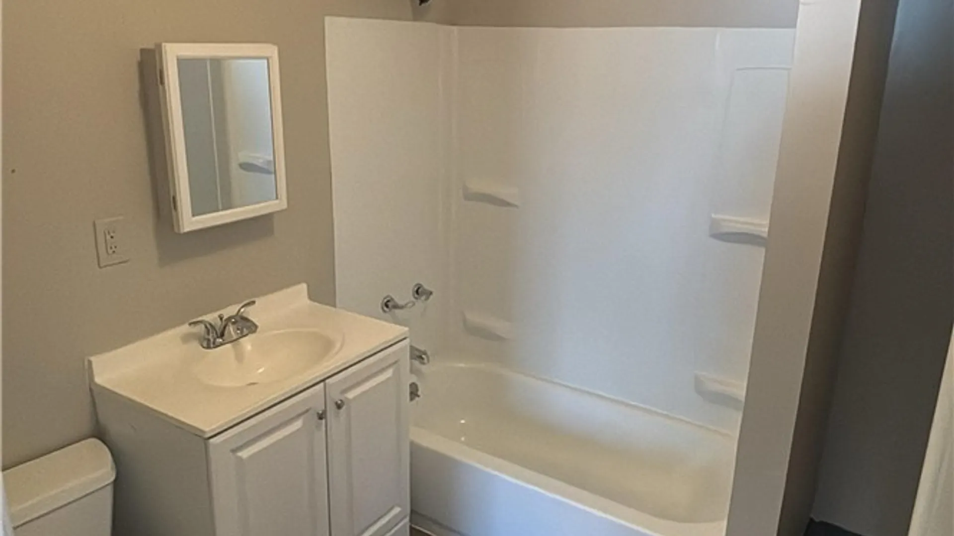 Property at 559 Tonawanda Street, Buffalo, NY 14207 13