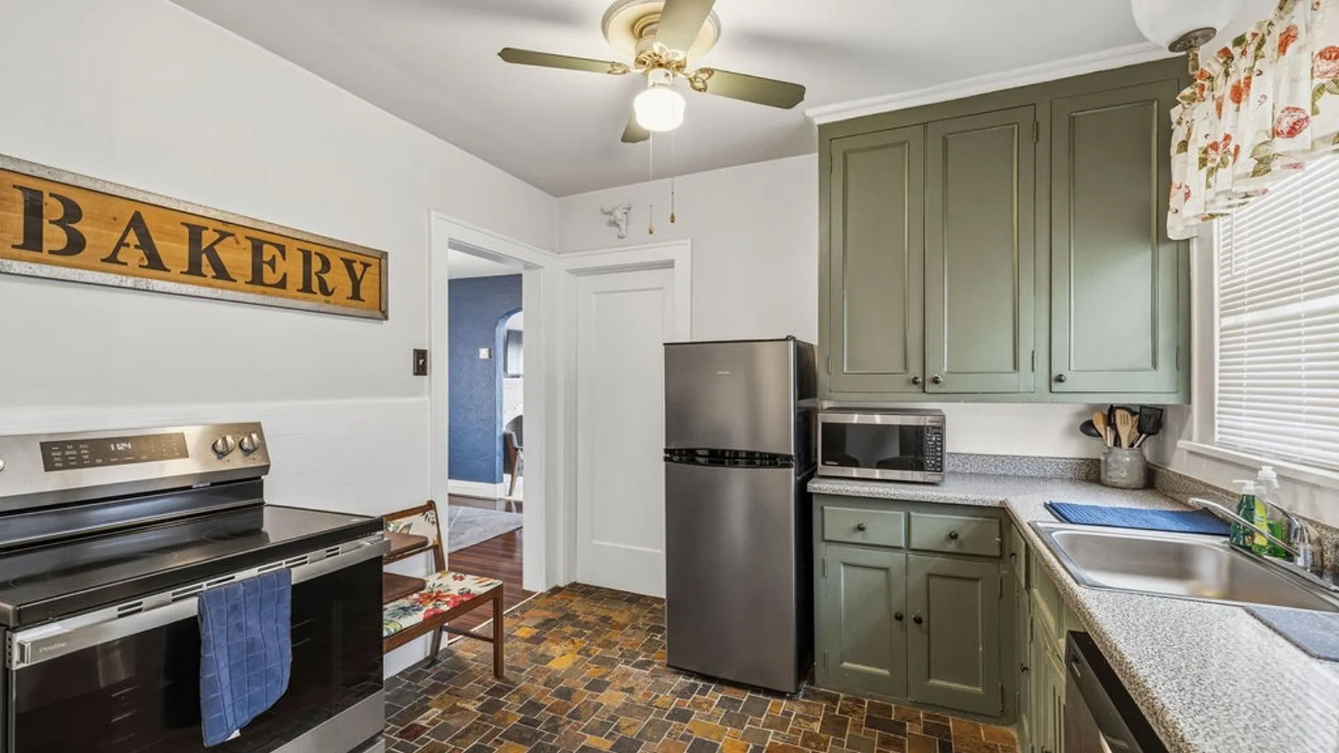 Property at 44 Rand Avenue, Buffalo, NY 14216 31