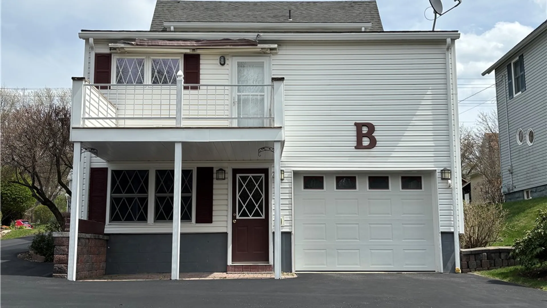 Property at 330 Pennsylvania Avenue, Kane Boro, PA 16735 3