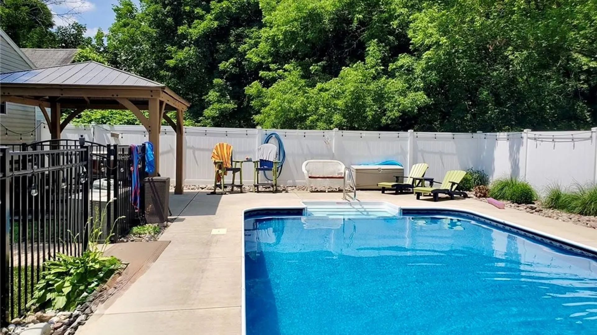Property at 41 Frank Street, Perinton, NY 14450 40