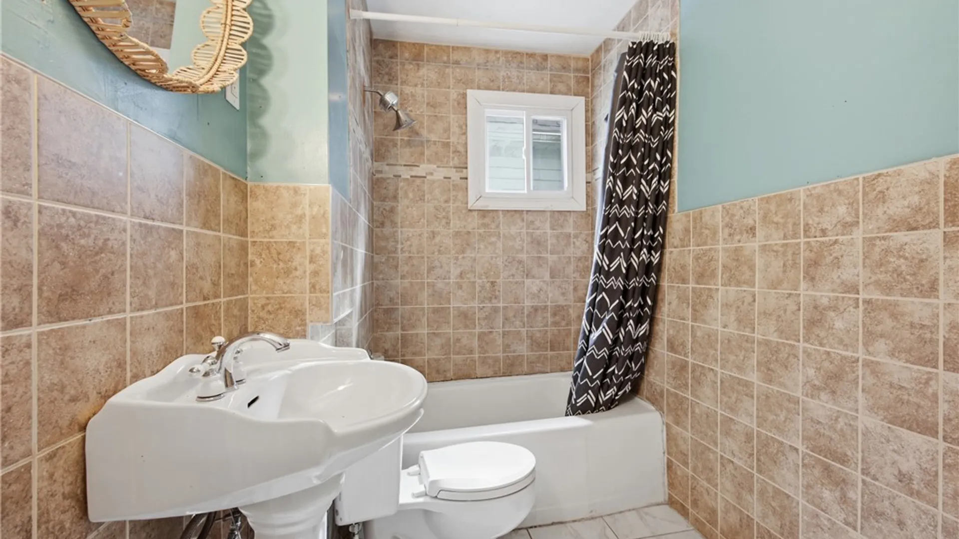 Property at 86 Garner Avenue, Buffalo, NY 14213 39