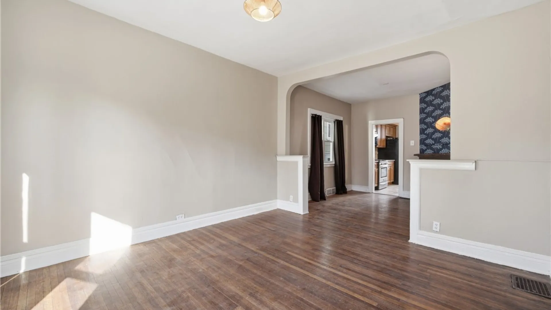 Property at 86 Garner Avenue, Buffalo, NY 14213 7