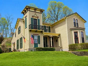 12 Eagle Street, Mt Morris, NY 14510