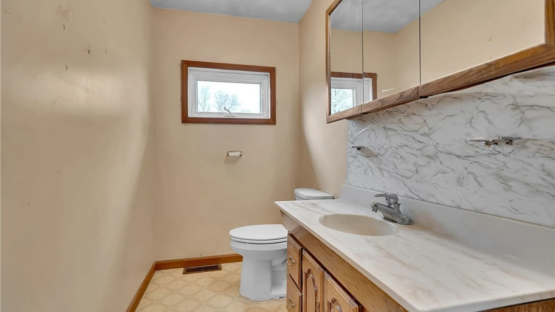 Property at 6850 Thwing Road, Leroy, NY 14482 20