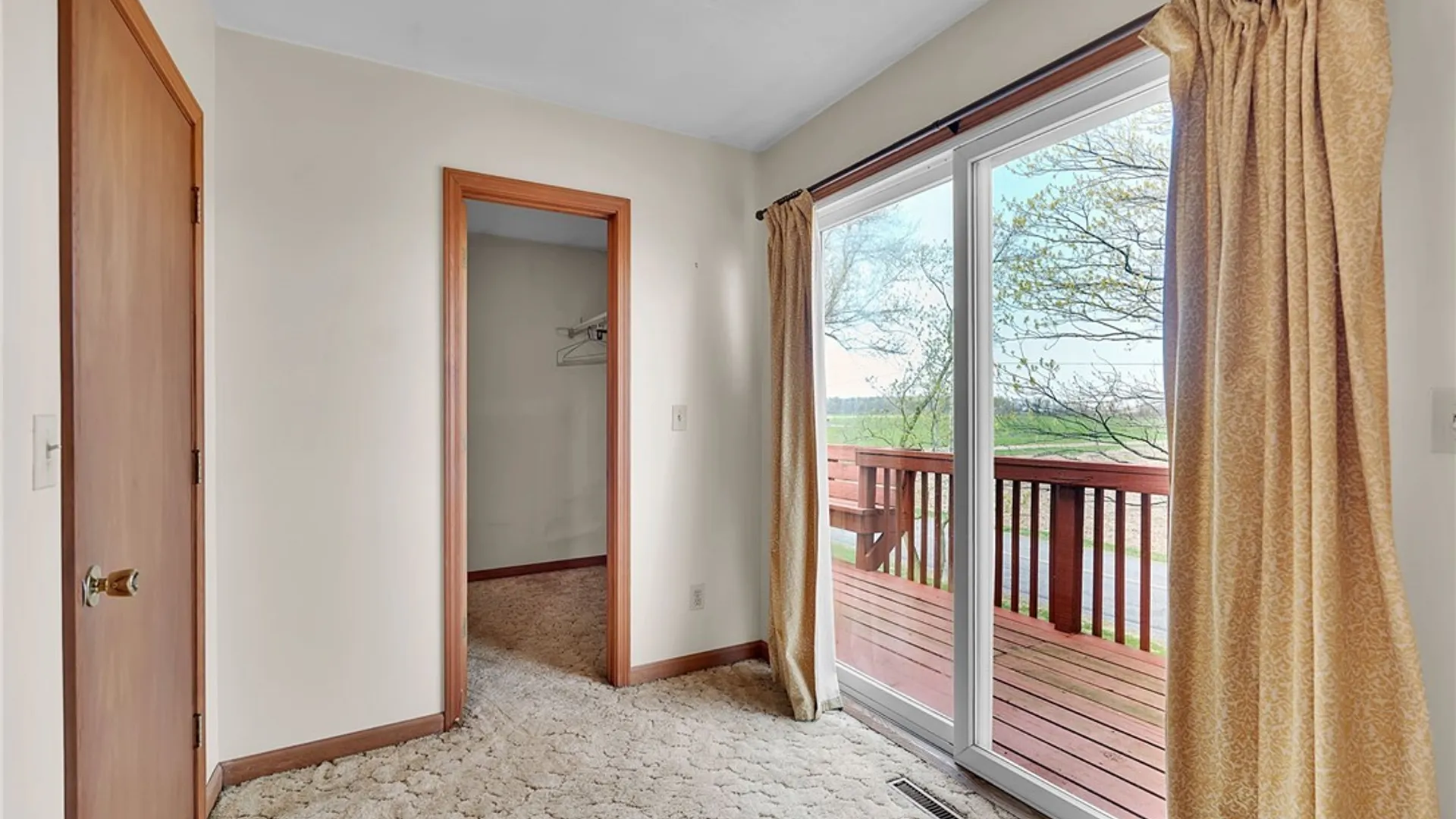 Property at 6850 Thwing Road, Leroy, NY 14482 26