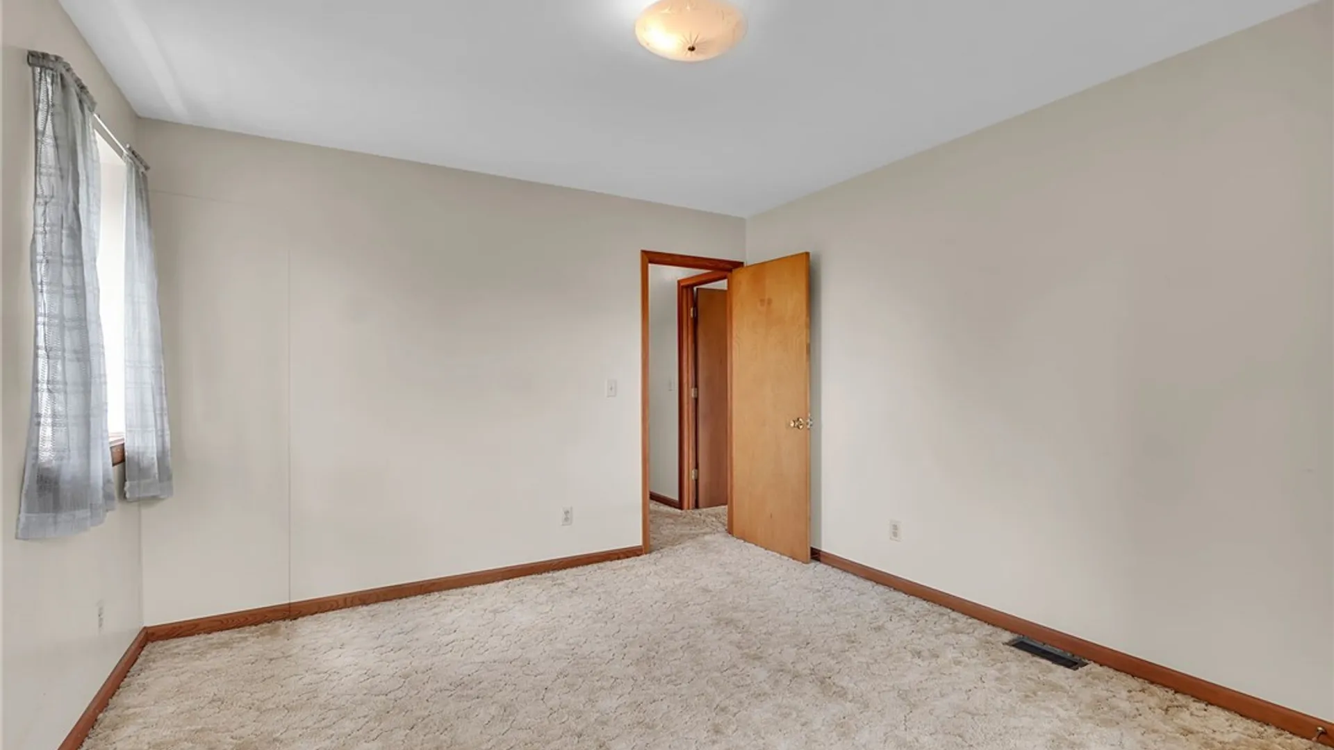 Property at 6850 Thwing Road, Leroy, NY 14482 30