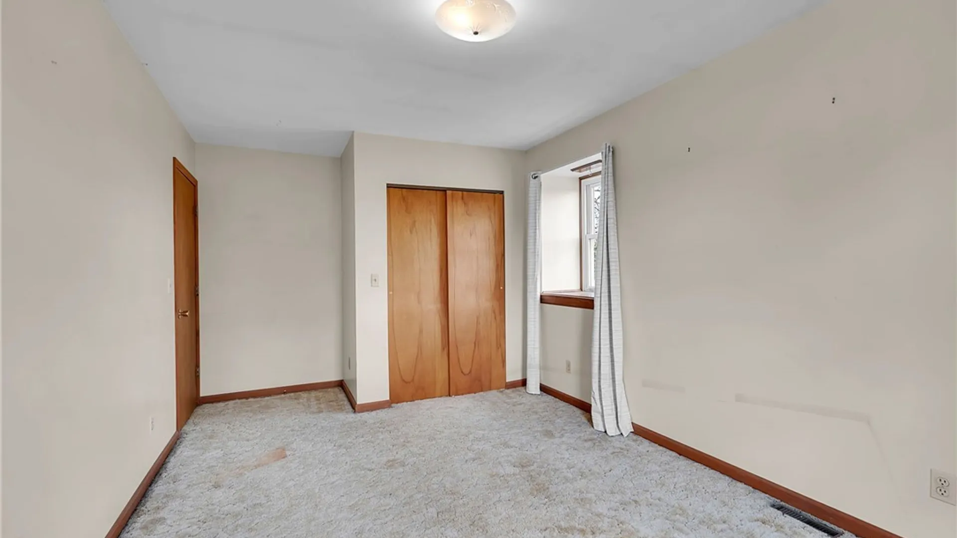 Property at 6850 Thwing Road, Leroy, NY 14482 34