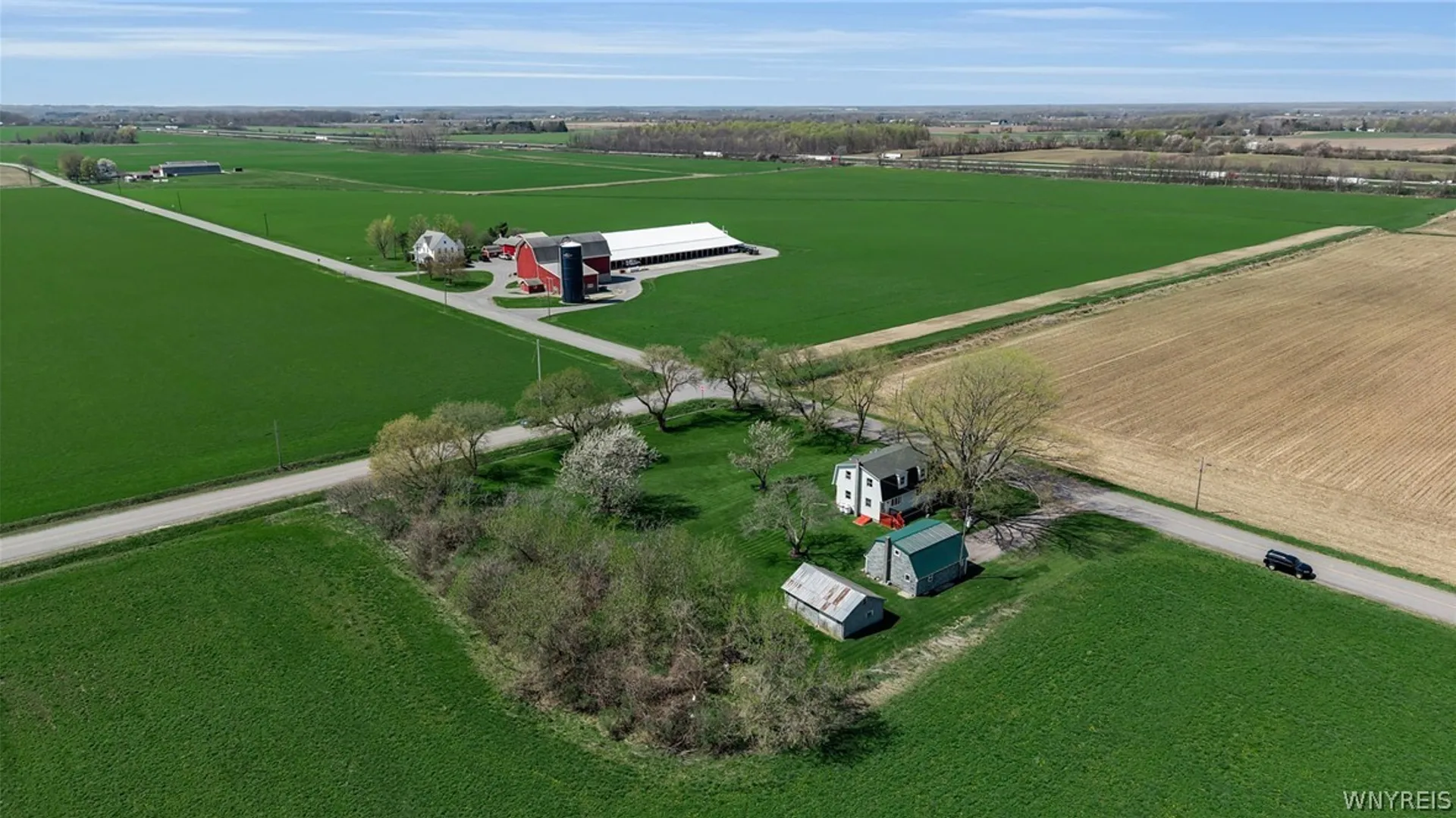 Property at 6850 Thwing Road, Leroy, NY 14482 4